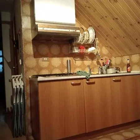Bilocale Montagna 아파트 *